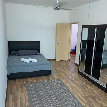 Nice Seremban 2 1/2 Storey House With 4 Rooms Ngoại thất bức ảnh